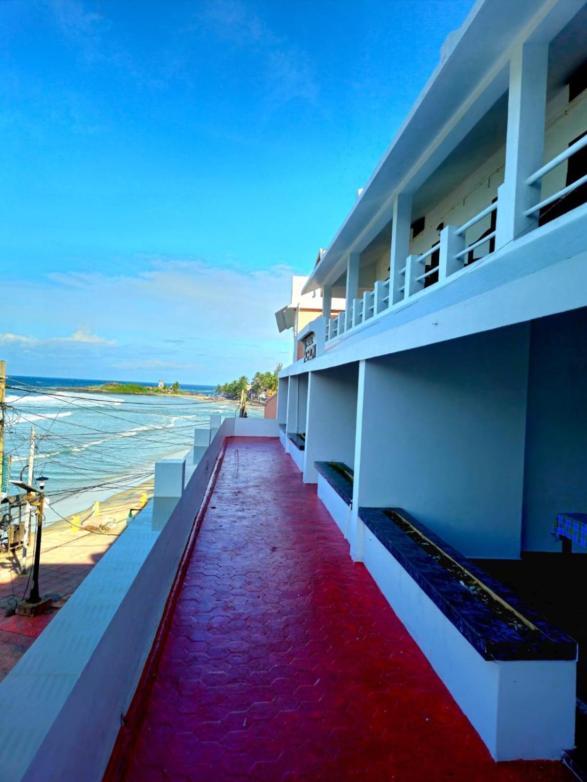 Orion Seaview Beach Hotel Kovalam Exterior foto